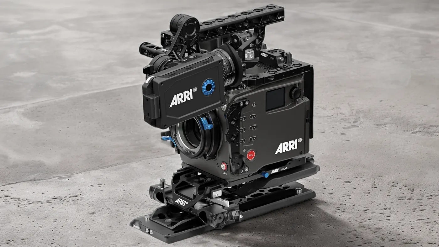 Image quality and sensor size in a film camera